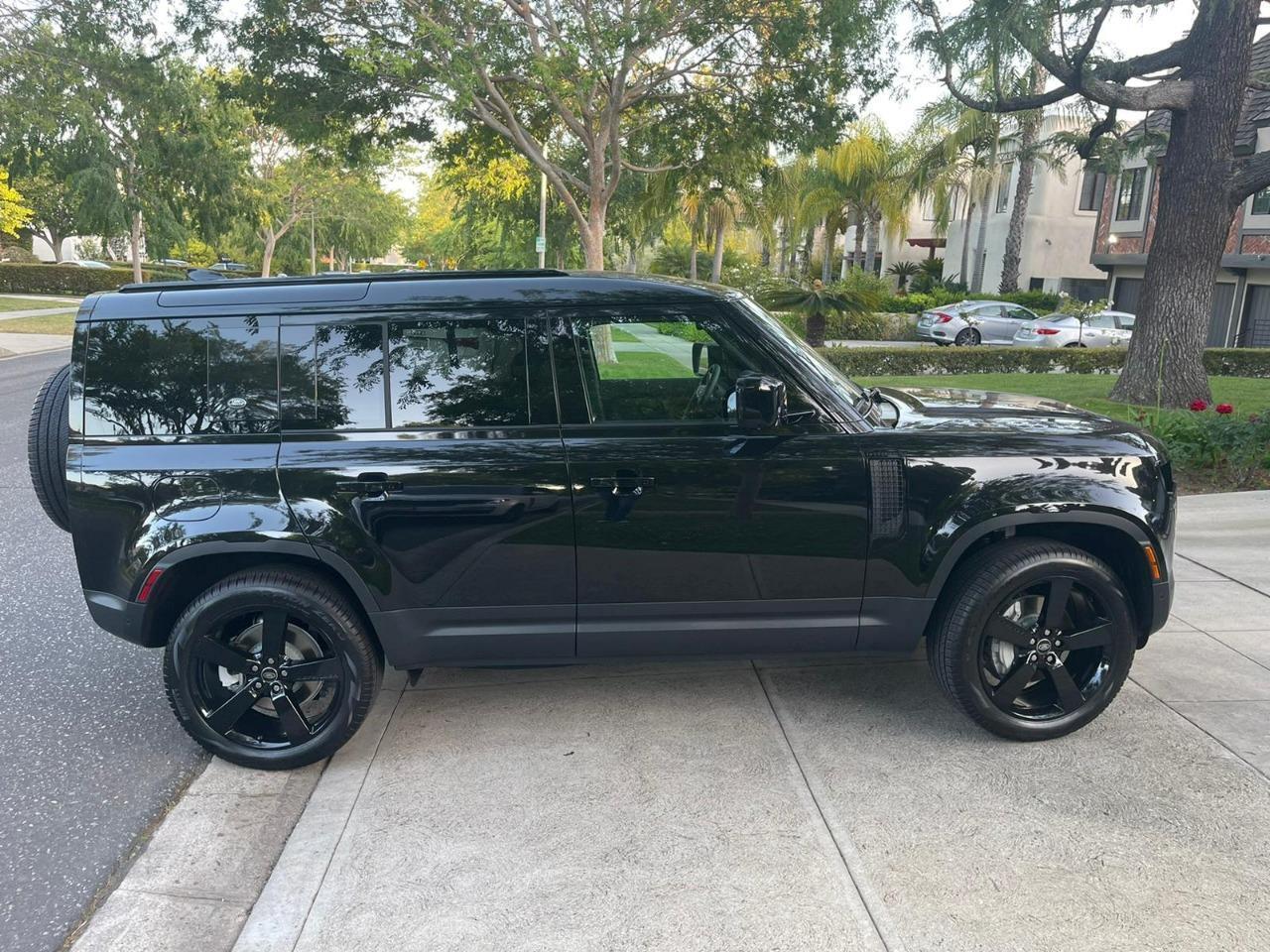 22" FORGED wheels for LAND ROVER DEFENDER 110 3.0L 2020 & UP 5x120 22x9.5