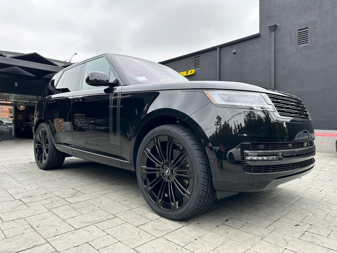 24" wheels for RANGE ROVER FULL SIZE P550e AWD (2024 MODEL) 5x120 24x10